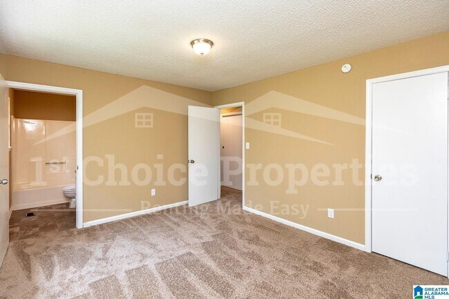 Building Photo - 203 Winterhaven Dr