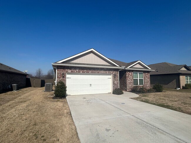 Building Photo - 177 Cherry Laurel Dr