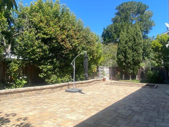 Building Photo - 852 Arcturus Cir