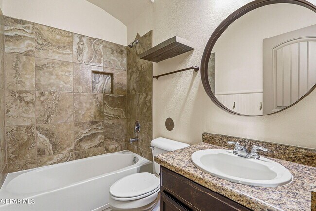 Building Photo - 3144 Hidden Creek Dr