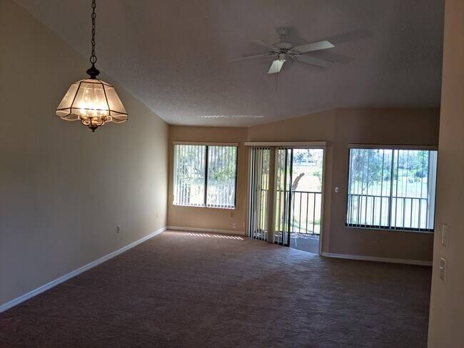 Building Photo - 3035 Finsterwald Dr