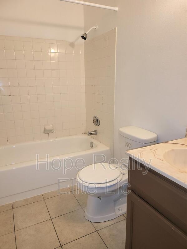 Building Photo - 2463 Astrozon Cir