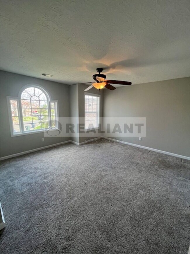 Building Photo - 2108 Heath Land Pl