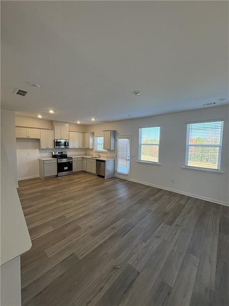 Building Photo - 162 Milledge Cmns Dr NE