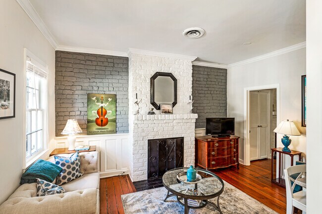 Building Photo - 545 E Congress St