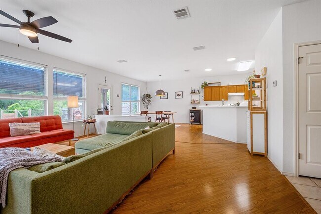 Building Photo - 16853 Tortoise St