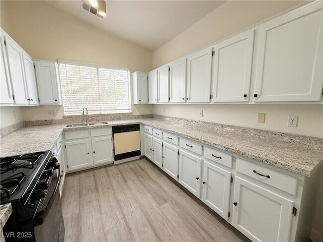 Building Photo - 1605 Woodward Heights Way