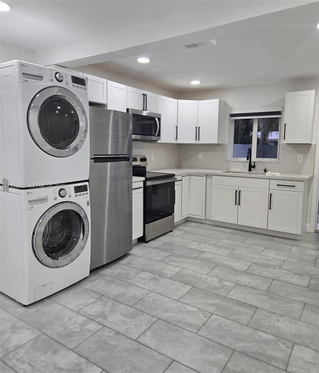 Building Photo - 38 Edmund Rd