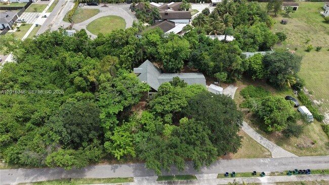 Building Photo - 31020 SW 193rd Ave