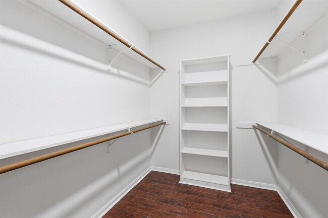 Building Photo - 11316 Cedarcliffe Dr