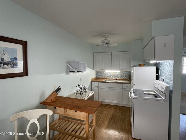 Building Photo - 8521 Canaveral Blvd