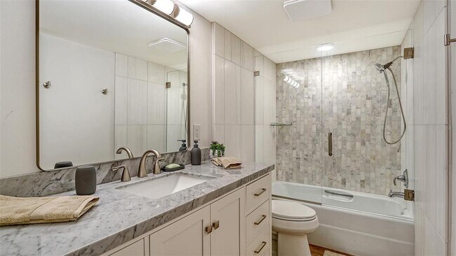 Building Photo - 5757 Gulf of Mexico Dr