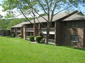 Building Photo - Brook Bridge Apartments