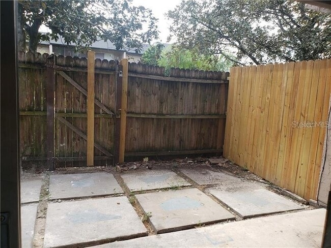 Building Photo - 3919 Coronation Ct