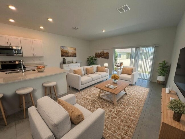 Building Photo - 2541 Penguin Blvd