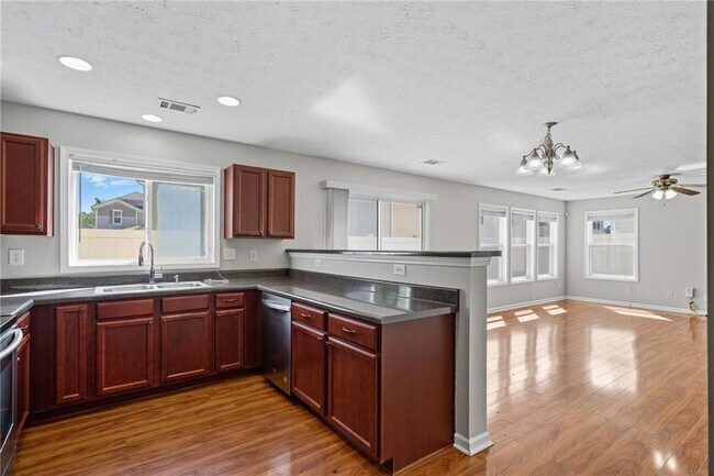Building Photo - 3698 Roseman Landing