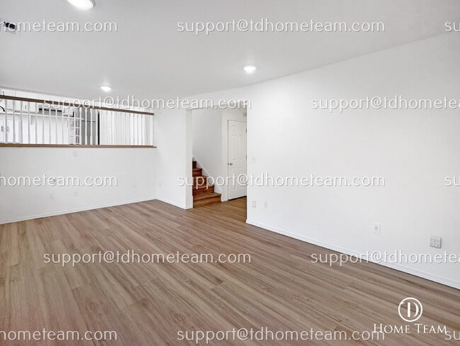 Building Photo - "Charming 3-Bed Home in Renton with Granite Elegance & Spacious Living!"