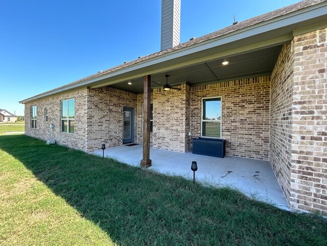Building Photo - Azle Texas Homes For Rent "Azle ISD"