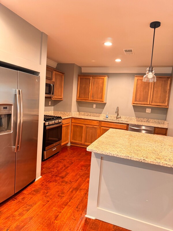 Building Photo - 4452 Elderwood Dr