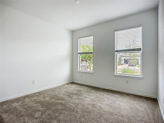 Building Photo - 10005 Patterson Wy