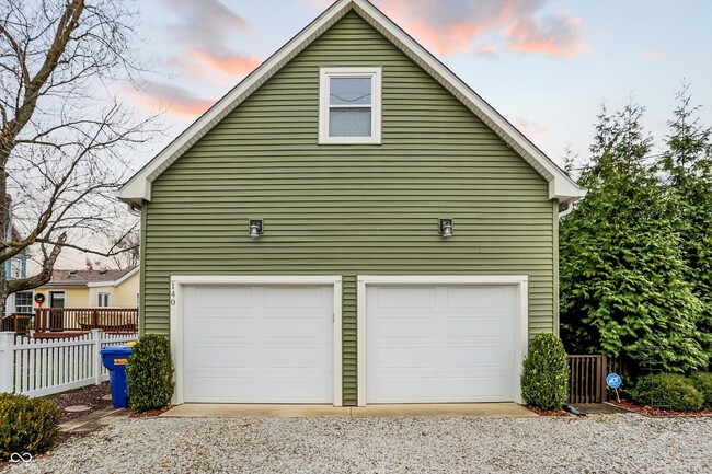 Building Photo - 140 N Main St