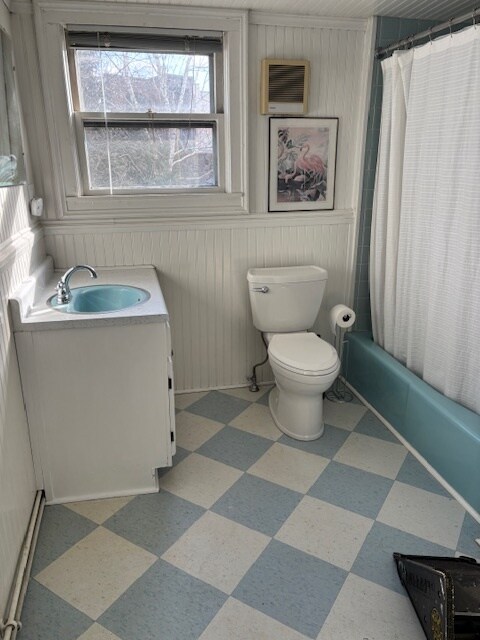 Building Photo - 16 Kinderhook St