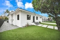 Building Photo - 112 NW 53rd St