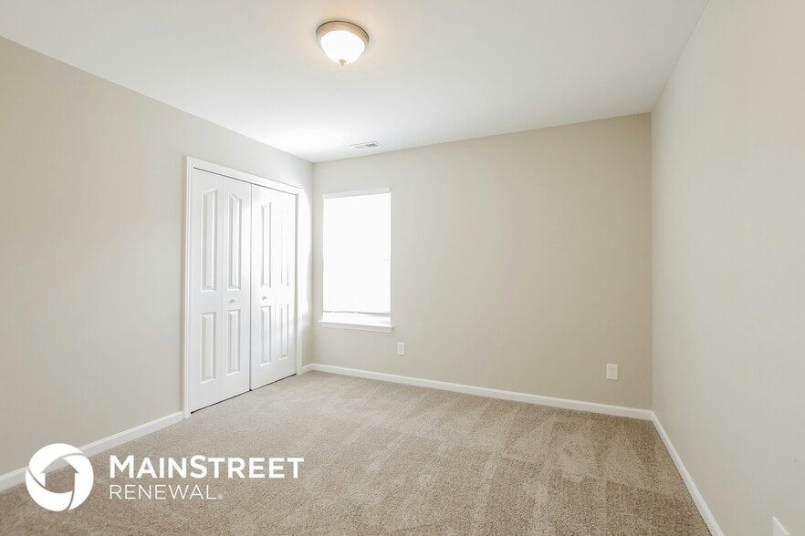 Building Photo - 4208 Bathurst Dr