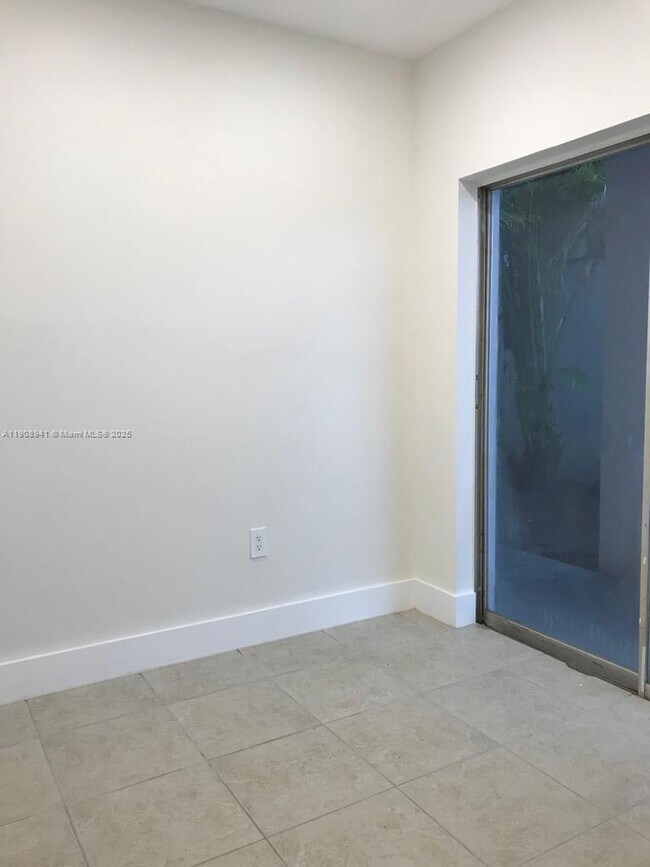 Building Photo - 1951 NE 167th St