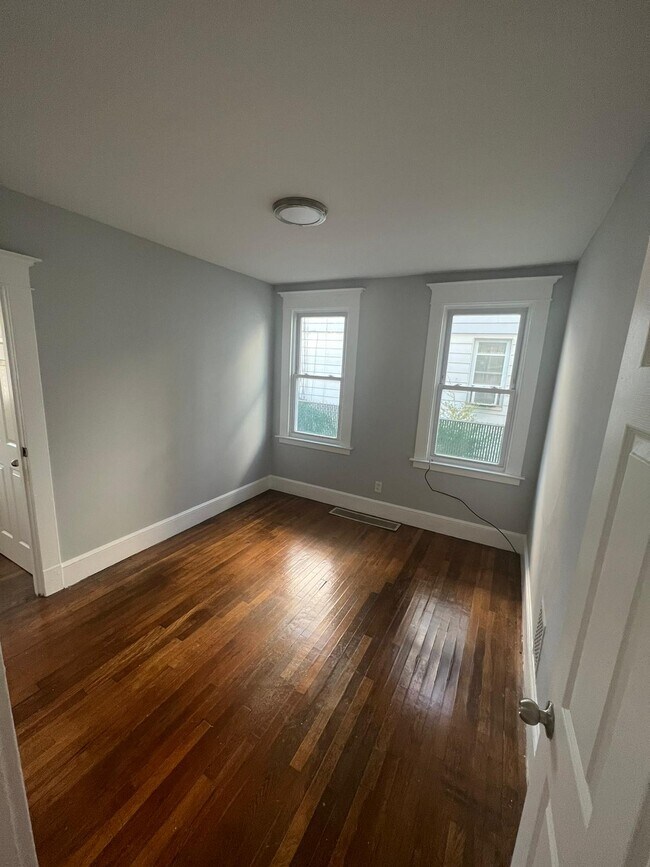 Building Photo - 1759 Dixwell Ave