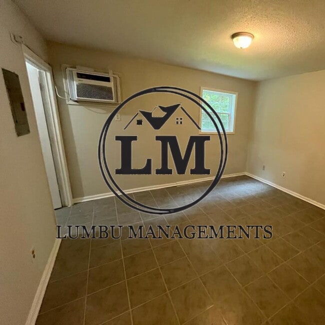 Building Photo - 1508 Oakshire Ct