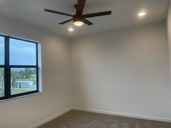 Building Photo - 8792 Antarus Dr