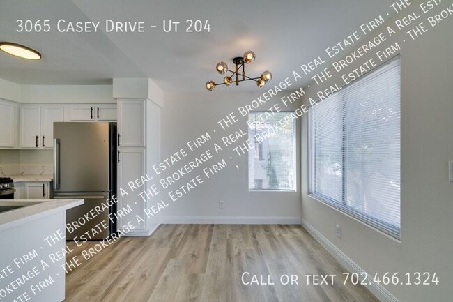 Building Photo - 3065 Casey Dr