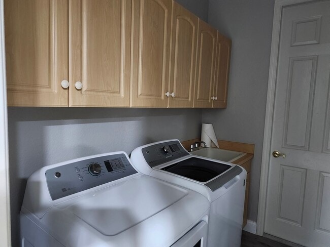 Building Photo - AVAILABLE 2027 SEASON!  TOP OF THE LINE PUNTA GORDA ISLES POOL, SALTWATERFRONT HOME FOR RENT! $74...