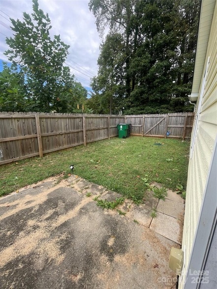 Building Photo - 4702 Amity Pl