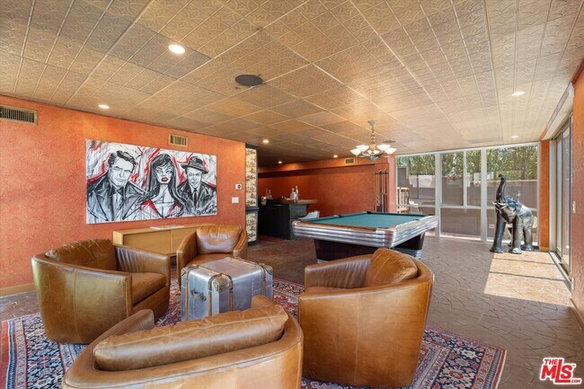 Building Photo - 8317 Delgany Ave