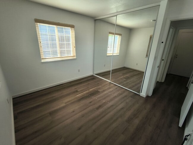Building Photo - Beautiful and Spacious Two Story 4 Bed/3 Bath Home For Rent In Hercules!!!