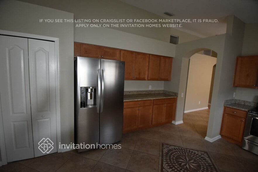 Building Photo - 12307 Twinkling Star Pl