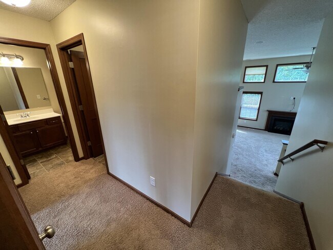 Building Photo - 15212 Maryland Ave