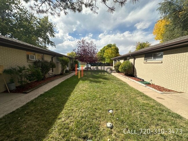 Building Photo - 2516 Quay St