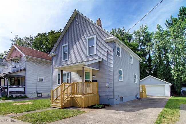 Primary Photo - 1213 McKinley Ave