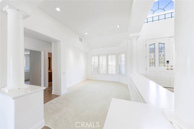 Building Photo - 12 San Remo