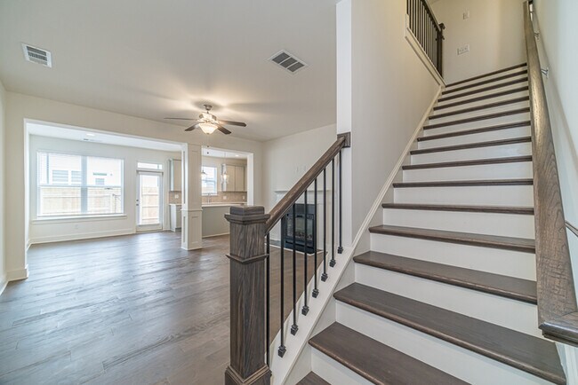 Building Photo - 56 Garrison Dr