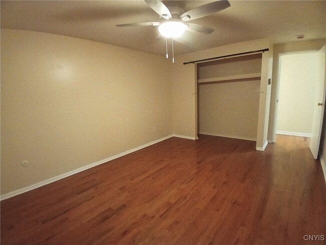 Building Photo - 494 Idlewood Blvd