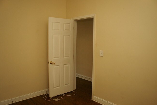 Building Photo - 205 N Luzerne Ave