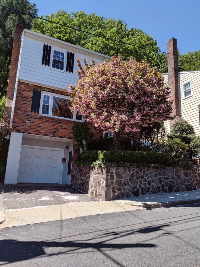 Primary Photo - 97 Langley Rd