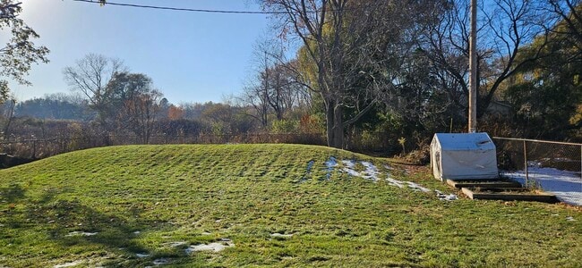 Building Photo - 10016 3rd Ave