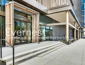 Building Photo - Spacious Condo with Modern Appliances and Amenities! Available Soon!