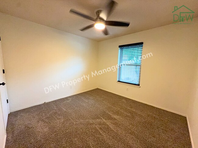 Building Photo - Charming 3-Bedroom Home for Lease in Arlington