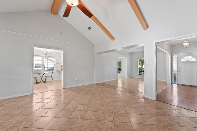 Building Photo - 20618 Fieldtree Dr